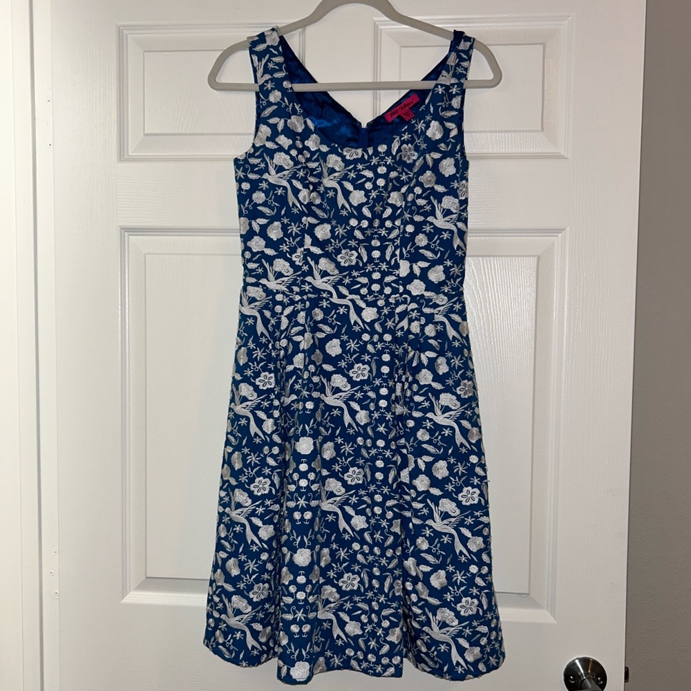 Betsey Johnson Blue and White Floral Dress - Picture 2 of 9